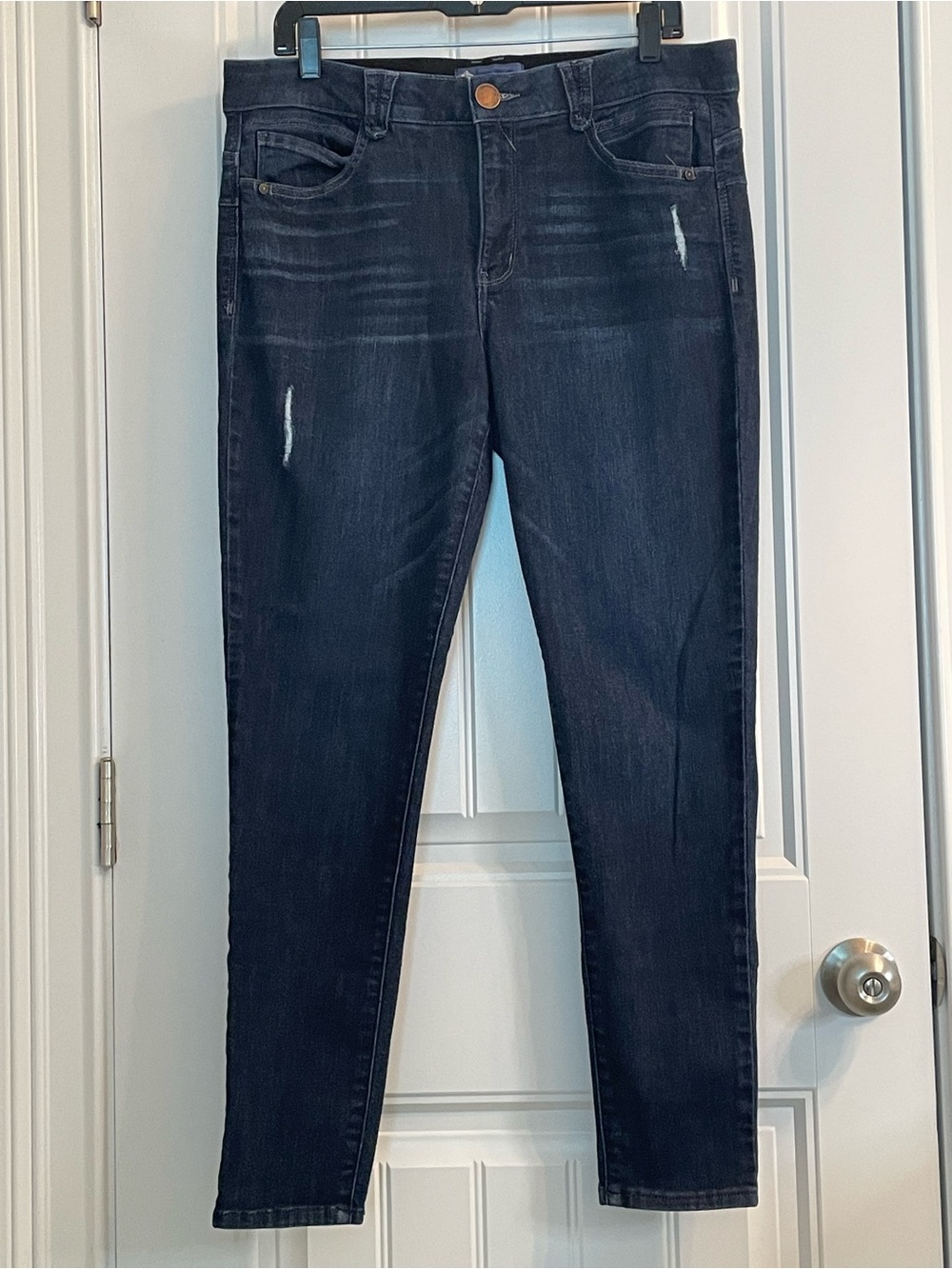 DEMOCRACY Skinny Jeans Distressed